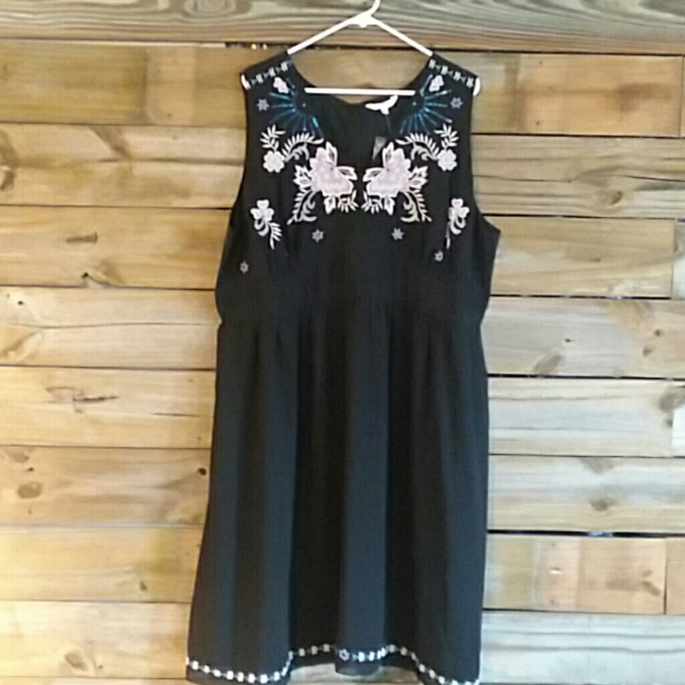 Geode black dress